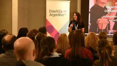 El encuentro que unió a 80 referentes por la educación en Neuquén