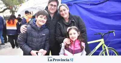 La fiesta que desbordó Plaza Evita: cientos de familias celebraron el Día del Niño en Capital