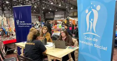 El Gobierno llegó a Pico Truncado con servicios, trámites y cultura en un solo lugar