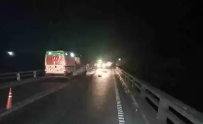 Un muerto en Acheral al chocar un camión y moto