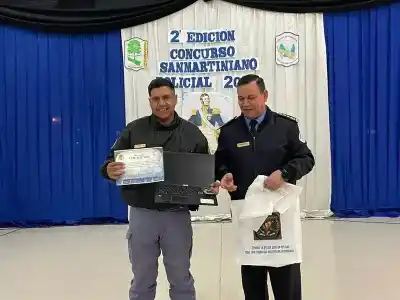 La Policía de Formosa premió al oficial que brilló en el Concurso Sanmartiniano: conocé su historia