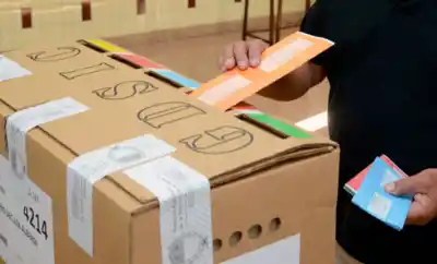Reforma electoral en Santa Fe: el piso de votos sube y la oposición ya protesta