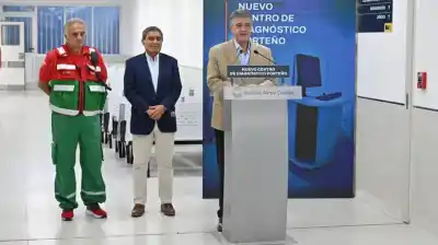 Jorge Macri lanza un nuevo centro de salud con una advertencia contundente para los extranjeros