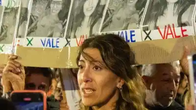 A siete meses del femicidio, la familia de Valeria Schwab redobla el reclamo por una causa que no avanza