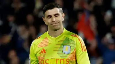 El Dibu se va: Aston Villa cerca de cerrar al arquero revelación del Mundial