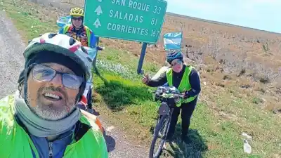 Pedalean más de 1.300 kilómetros por fe y solidaridad: la travesía que une Concordia con Salta