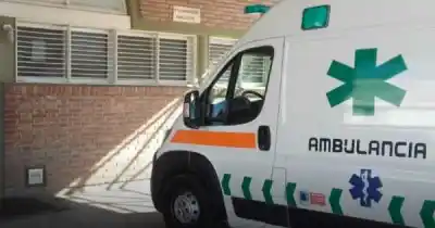Bajó del micro, cruzó la ruta y un auto la embistió en San Martín