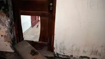 Desorden total en oficinas de Añatuya: lo que encontraron los empleados al llegar a trabajar