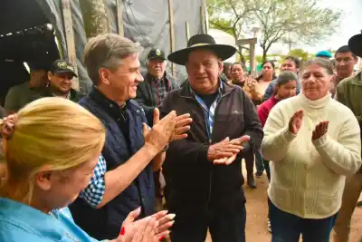 El día que la luz llegó a Las Bravas: el fin de una espera de décadas