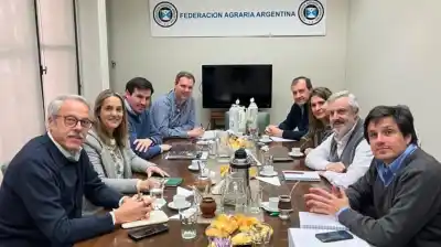 Campo e industria semillera sellan un acuerdo clave con la mira puesta en la propiedad intelectual