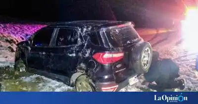 Despiste y vuelco en la Ruta 3: el milagro de los ocupantes que sobrevivieron a la nieve