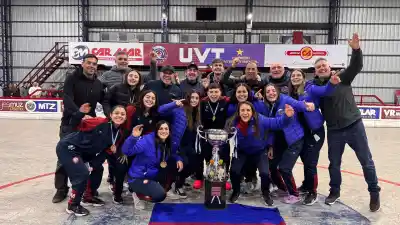 Camila Moreno apareció en el momento justo y UVT gritó campeón en una final para el infarto