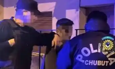 Rompió el vidrio de una confitería en plena madrugada y lo atraparon a media cuadra