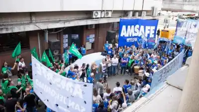 Docentes de Venado Tuerto se preparan para un acto que promete ser tenso: habrá concentración y carteles