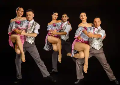 Una noche de pura tradición: el Teatro Lírico abre sus puertas gratis para celebrar el folclore