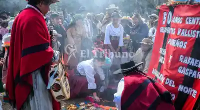 El emotivo ritual de la Pachamama de los Niños que une a las nuevas generaciones con la Madre Tierra