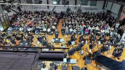 ¿Qué pasó cuando 1500 chicos entraron a La Vieja Usina? La Sinfónica los dejó sin palabras