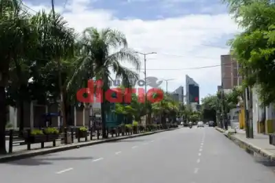El frío y la lluvia se instalan en Santiago: cuándo volverá a brillar el sol
