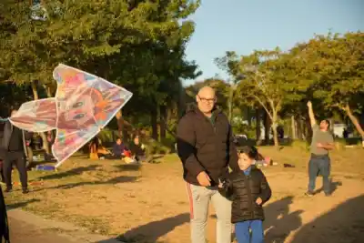 Fin de semana a puro festejo: barrileteada, peña y torneos en Corrientes