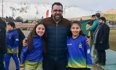 Firmaron el acuerdo para la pista de atletismo en el Estadio Municipal: el intendente Taccetta celebró el anuncio