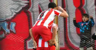 El gol de Rivarola que encendió al pueblo Chacarero: San Martín es líder absoluto