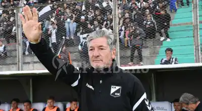 Central Norte se quedó sin técnico: la inesperada renuncia que sacudió al clásico