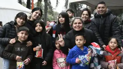 Una multitud celebró el Día del Niño en el Parque Aguirre: la fiesta que paralizó Santiago