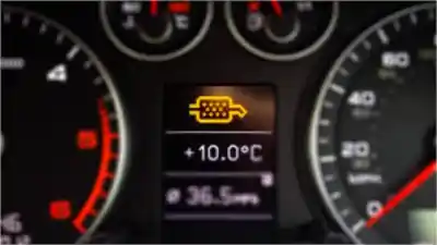 La luz del tablero que puede paralizar tu auto: el error que cometen miles de conductores
