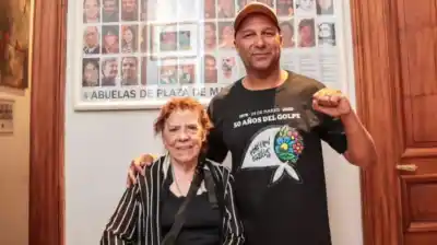 Tom Morello en Buenos Aires: el encuentro con las Abuelas de Plaza de Mayo que pocos esperaban