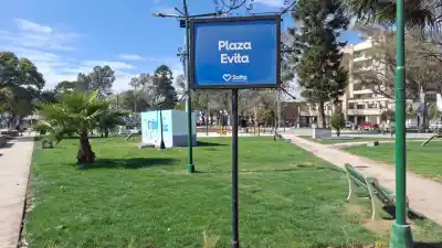 El Día del Niño tuvo un escenario inesperado: la Plaza Evita renació y los chicos no soltaron los juegos