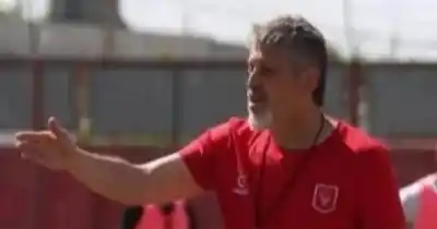 El once confirmado de Ortíz para el duelo ante el club de Messi