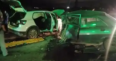 Impacto frontal en Maipú: un conductor perdió la vida y una nena lucha en el Notti
