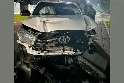 Perdió el control y el impacto fue contra un poste: el dato que sorprendió a los policías
