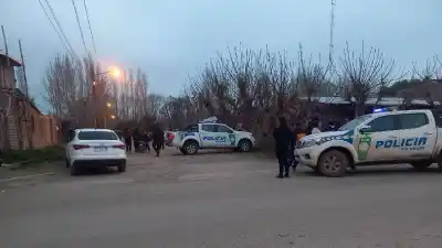 Dos neuquinos detenidos por el crimen de un joven en Allen: conocé sus identidades