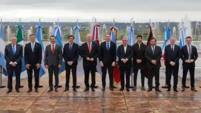 Diez gobernadores del Norte Grande, incluido Jalil, buscan que Nación les dé una mano con la tarifa de luz