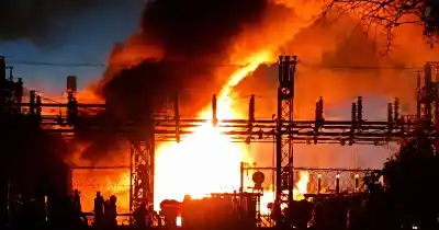 Incendio en subestación de Tolosa: qué dijo Edelap sobre el apagón que dejó sin luz a gran parte de La Plata