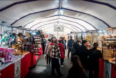 El feriado que nadie quiere perderse: 180 emprendedores se instalan en el Puerto Nuevo