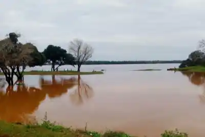 Alerta en Corrientes: el Río Uruguay vuelve a subir y ya son cinco las localidades afectadas