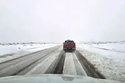 Alerta naranja y amarilla: qué zonas quedan bajo amenaza de nieve, tormentas y ráfagas de 130 km/h
