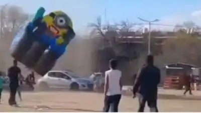 El festejo que se transformó en pesadilla: un inflable voló por los aires y dos chicos resultaron heridos