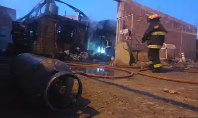 Hallan un cuerpo sin vida tras un incendio en el barrio Laprida