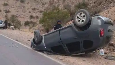 Un vuelco en la Ruta 9 desató un operativo de emergencia: ¿qué pasó en Sumaj Pacha?