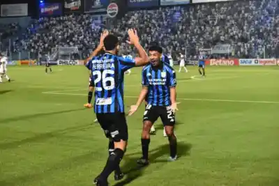 Atlético Tucumán va por la recuperación en el Clausura: visita a Estudiantes de Río Cuarto con el envión copero