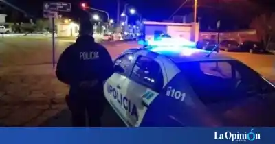 Conductora de moto en Caleta Olivia: alcoholemia positiva y un final que no esperaba