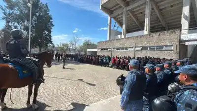 Operativo de seguridad en el clásico salteño: más de 500 policías y 50 demorados en el Martearena