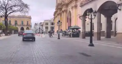 Feriado en Salta: el centro amaneció con persianas bajas y un dato que sorprende