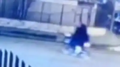 Dos motoqueros atacaron una casa en Isidro Quiroga y los vecinos viven con miedo: no es la primera vez