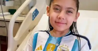 Una nena de 10 años espera en el Garrahan una respuesta para volver a Santa Cruz