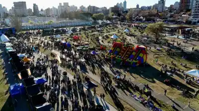 La feria que desbordó Neuquén: ¿hasta cuándo podés visitarla?