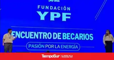 El logro que llevó a dos estudiantes santacruceños al Teatro Colón